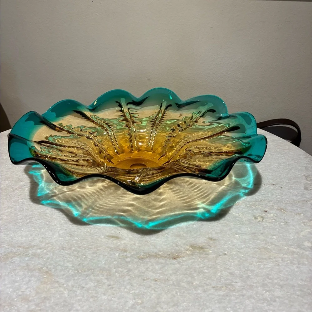 VINTAGE Venetian Murano glass Centerpiece bowl 1970s Sommerso Freeform Flower